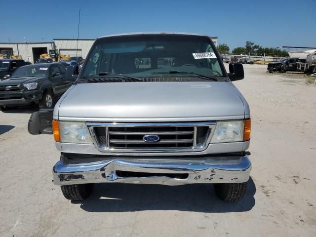 2006 Ford Econoline E350 Super Duty Wagon