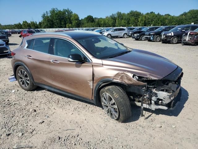 2017 Infiniti QX30 Base