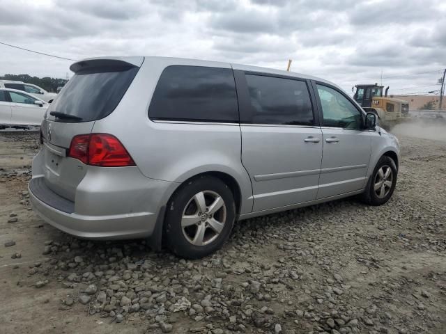 2009 Volkswagen Routan SE