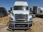 2018 Freightliner Cascadia 126