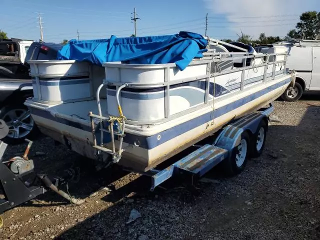 1995 Land Rover Pontoon