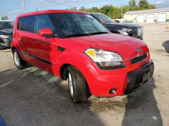 2011 KIA Soul +