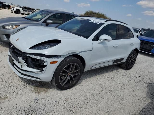 2023 Porsche Macan Base