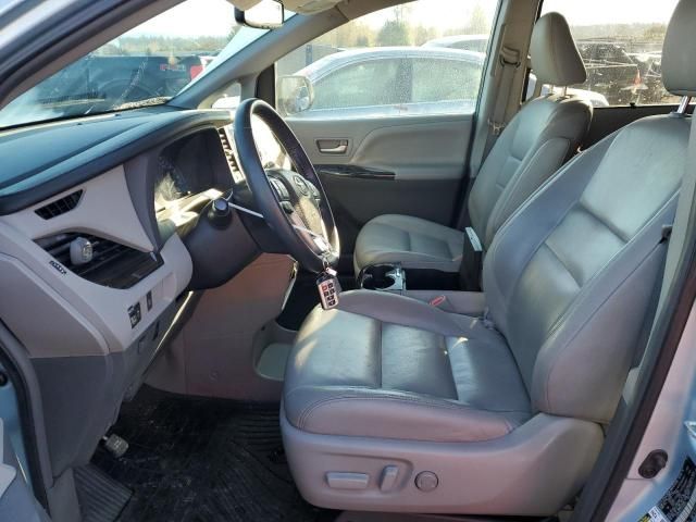 2015 Toyota Sienna XLE