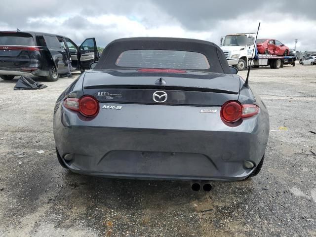 2016 Mazda MX-5 Miata Grand Touring