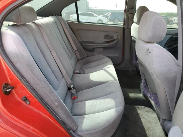 2004 Hyundai Elantra GLS