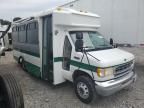 2001 Ford Econoline E350 Super Duty Cutaway Van