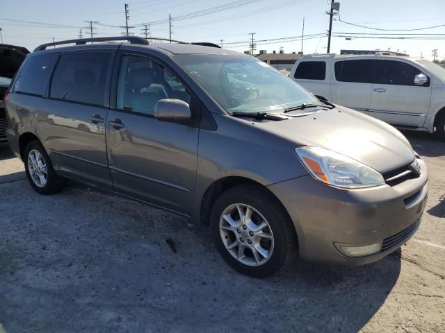 2004 Toyota Sienna XLE