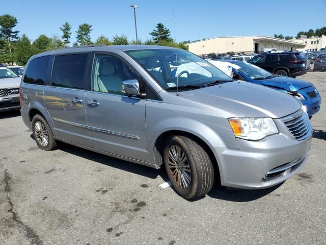 2015 Chrysler Town & Country Touring L