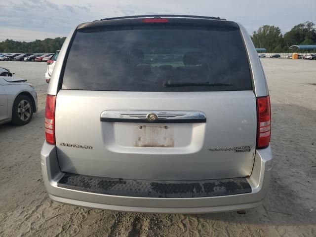 2010 Chrysler Town & Country Touring