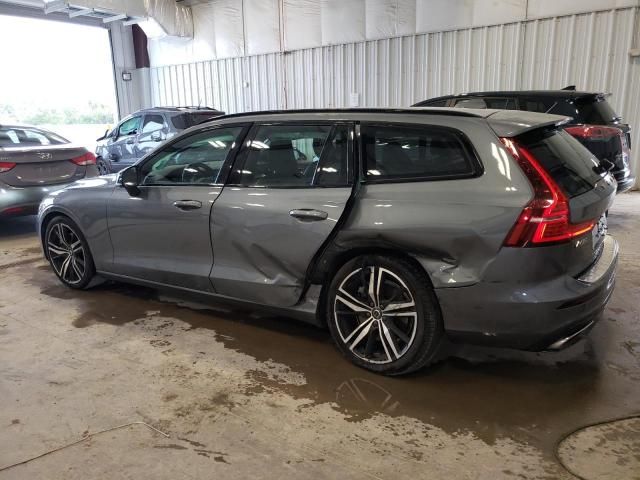 2020 Volvo V60 T5 R-Design