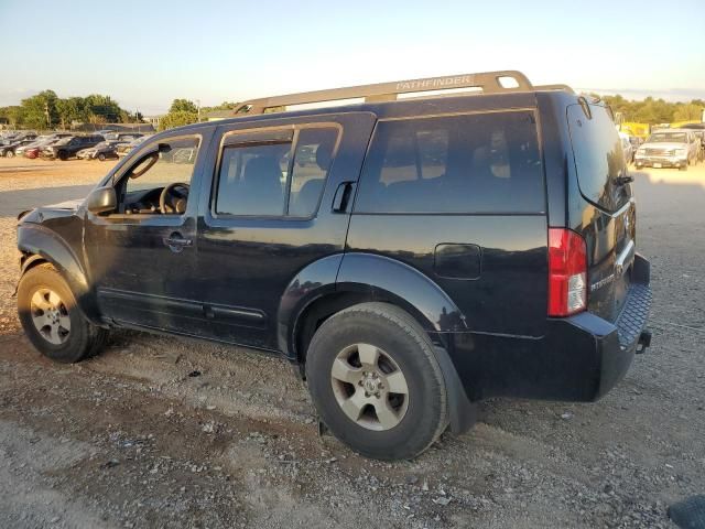 2006 Nissan Pathfinder LE