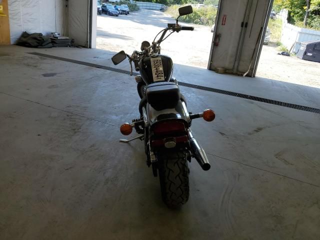 2004 Honda VT600 CD