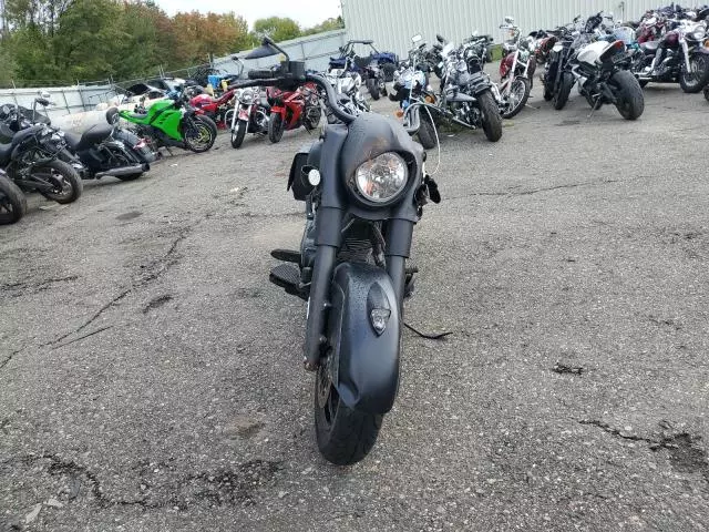 2016 Indian Motorcycle Co. Chief Dark Horse