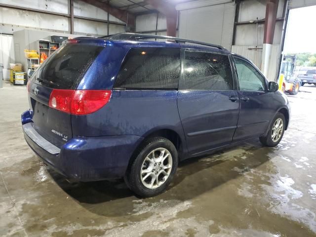 2006 Toyota Sienna LE