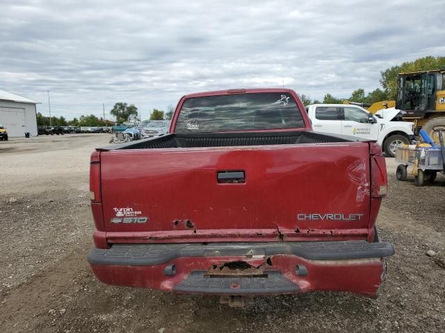 2000 Chevrolet S Truck S10