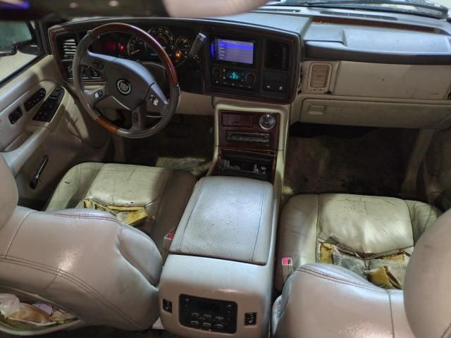 2005 Cadillac Escalade Luxury