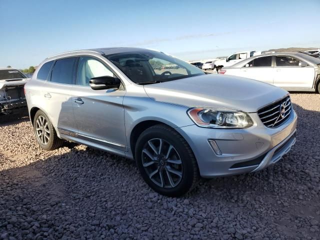 2017 Volvo XC60 T6 Dynamic