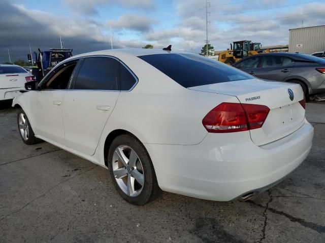 2013 Volkswagen Passat SE