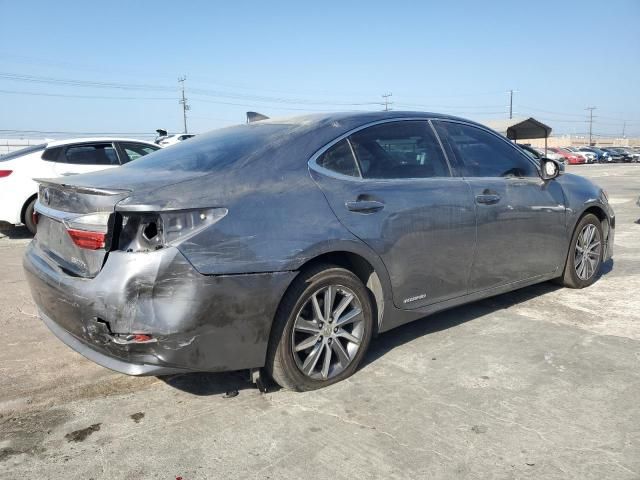 2016 Lexus ES 300H