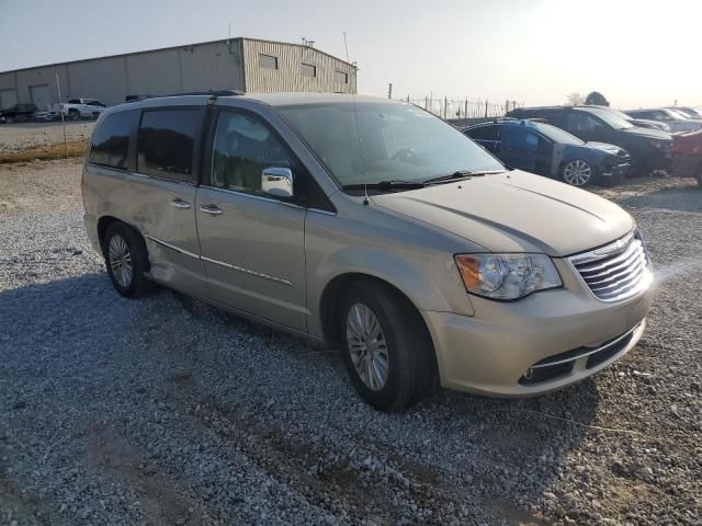 2013 Chrysler Town & Country Touring L