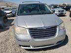 2010 Chrysler Town & Country Touring