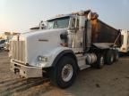 2007 Kenworth Construction T800