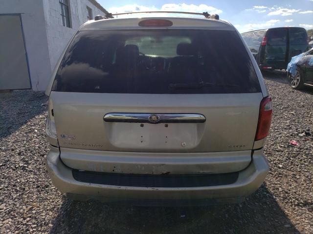 2006 Chrysler Town & Country Touring