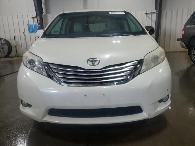 2012 Toyota Sienna XLE