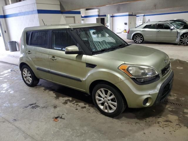 2013 KIA Soul +