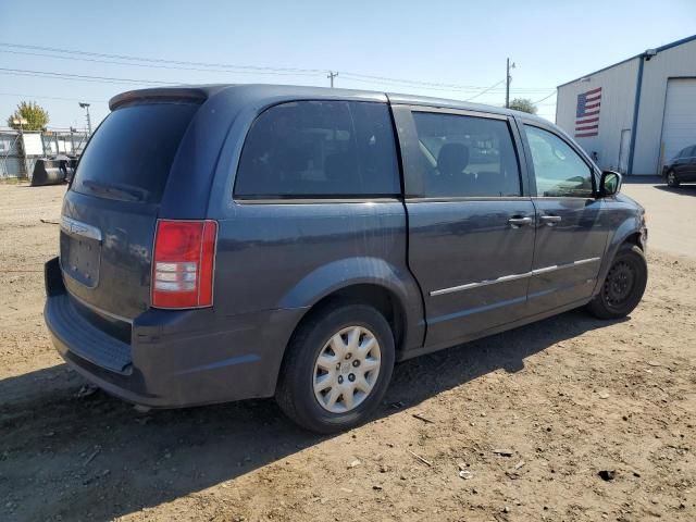 2008 Chrysler Town & Country LX