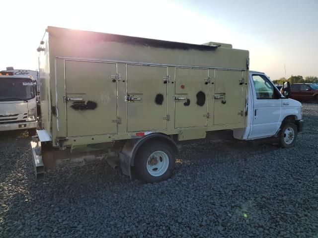 2019 Ford E450 Super Duty Refrigerated Truck