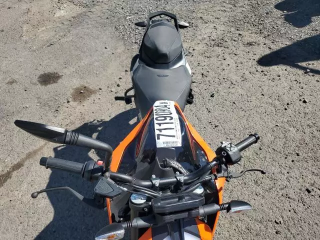 2023 KTM 790 Duke