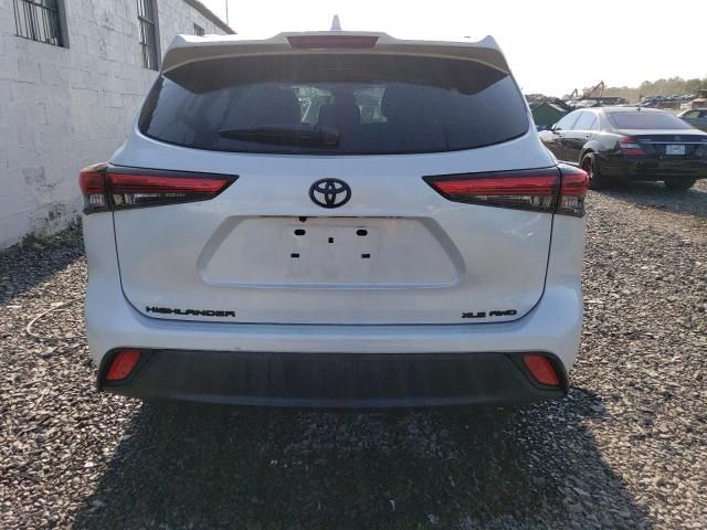 2022 Toyota Highlander XLE