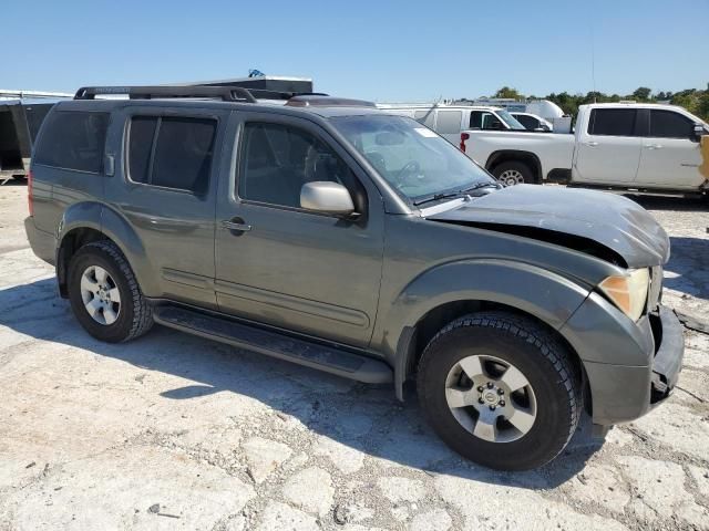 2007 Nissan Pathfinder LE