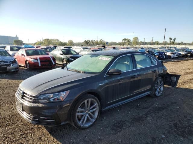 2017 Volkswagen Passat R-Line