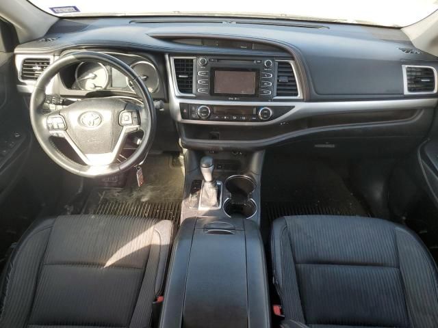 2015 Toyota Highlander LE