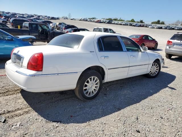 2007 Lincoln Town Car Signature