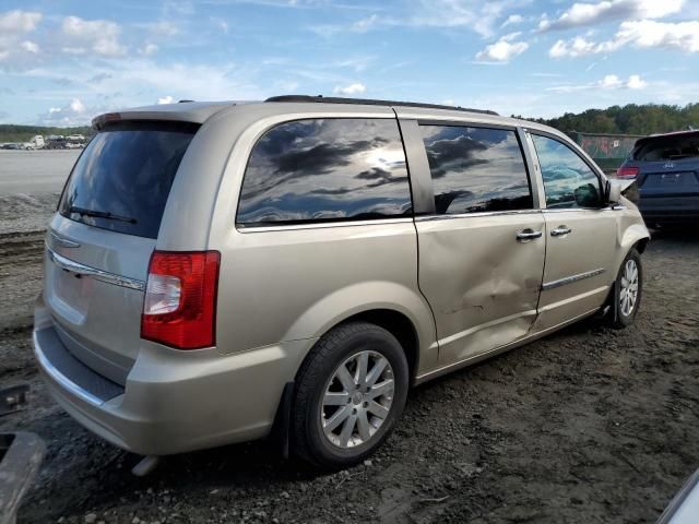 2015 Chrysler Town & Country Touring