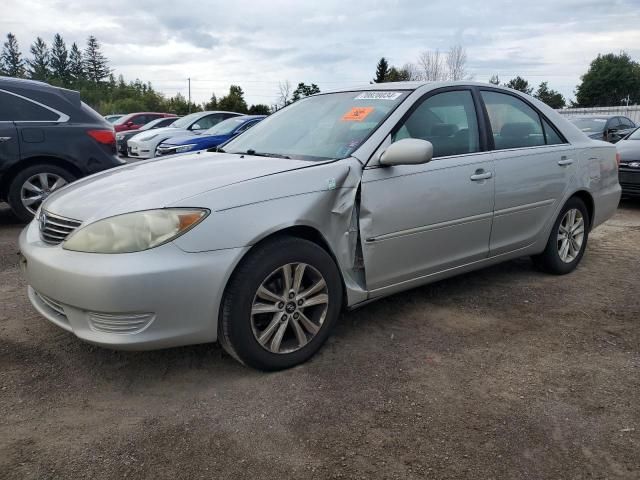 2005 Toyota Camry LE