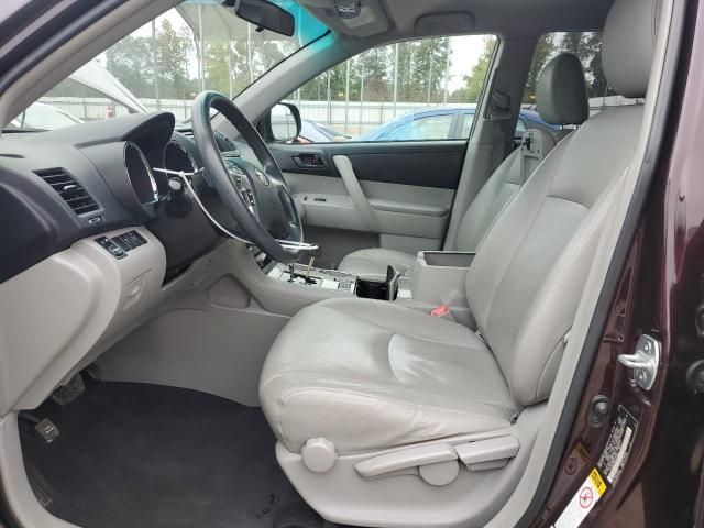 2013 Toyota Highlander Base