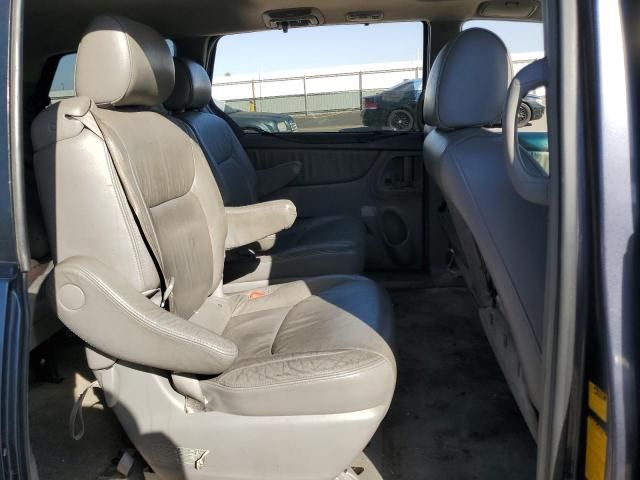 2006 Toyota Sienna XLE