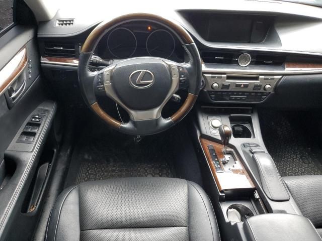 2015 Lexus ES 300H