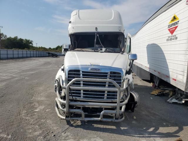 2016 Freightliner Cascadia 125