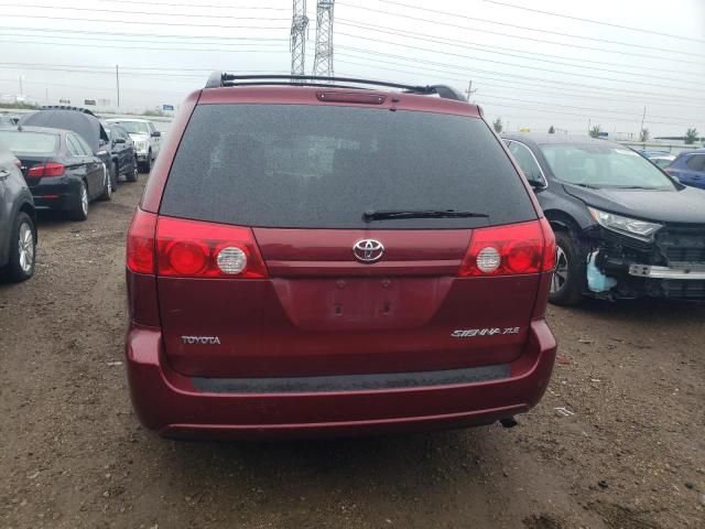 2007 Toyota Sienna XLE