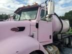 2009 Peterbilt 335