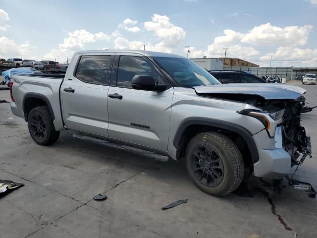 2022 Toyota Tundra Crewmax SR