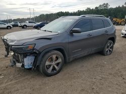 Salvage cars for sale at Greenwell Springs, LA auction: 2019 Jeep Cherokee Limited