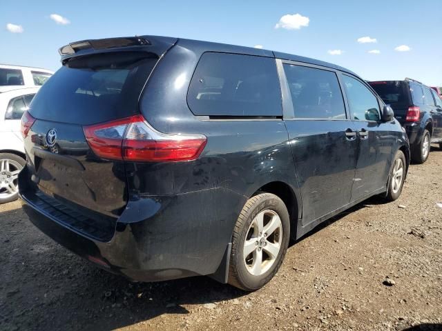 2020 Toyota Sienna L