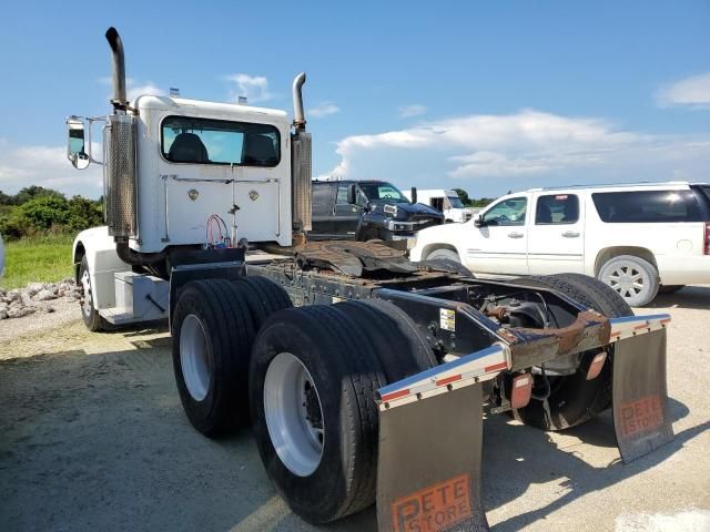 2005 Peterbilt 385